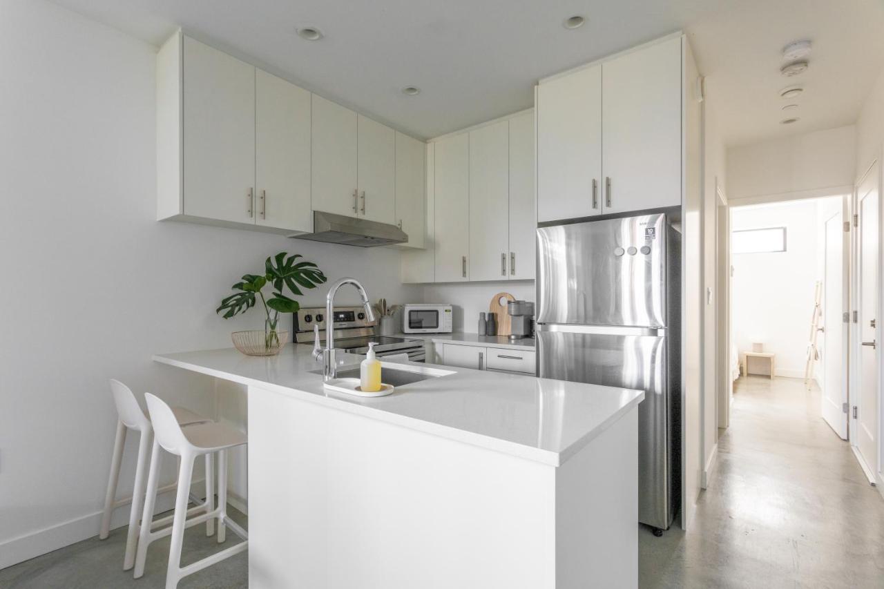Welcome To Kinn Apartment - Lovely One Bedroom Vancouver Buitenkant foto